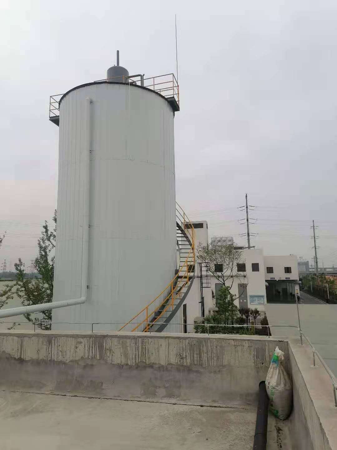 青白江垃圾滲透液廢水厭氧塔調試完畢